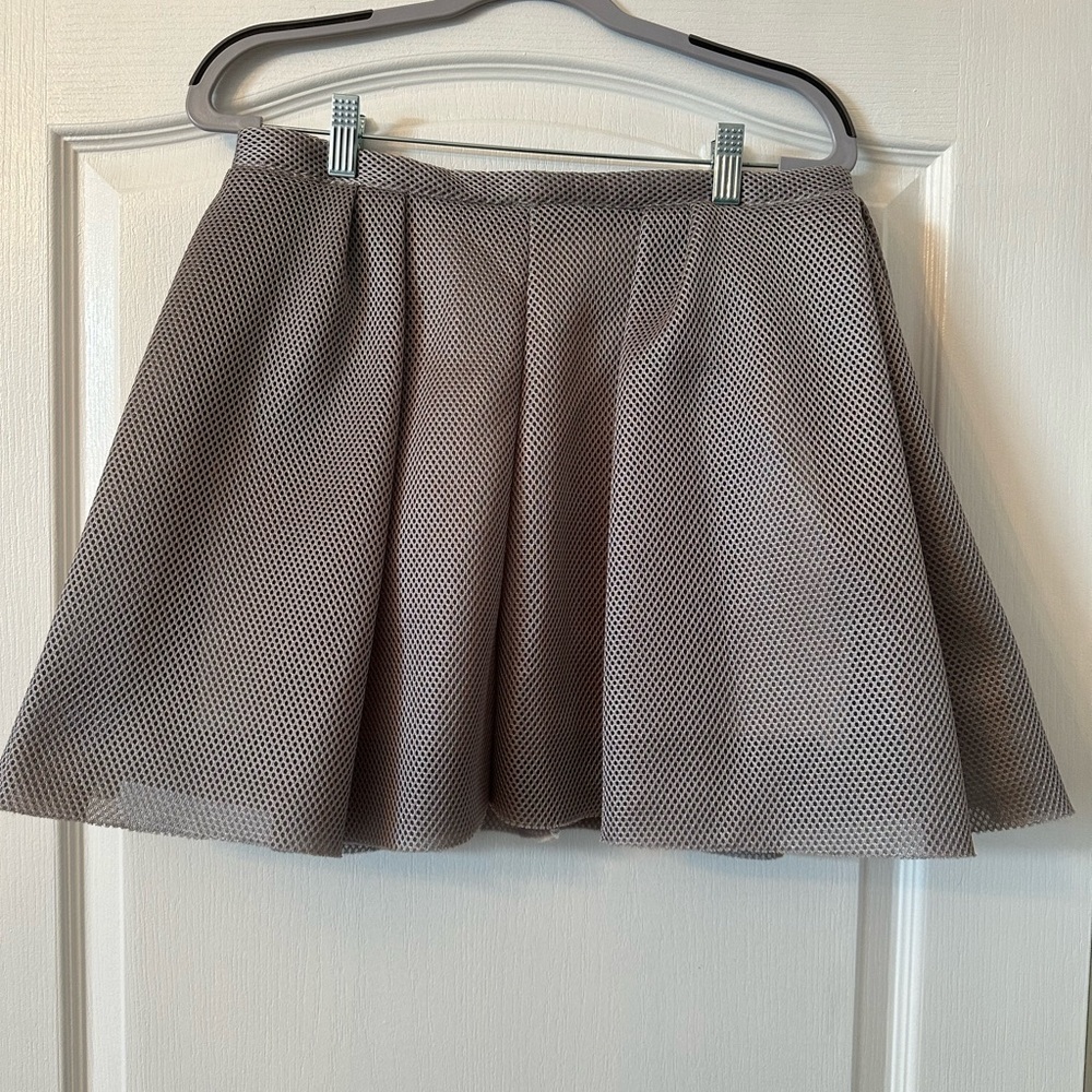 Pleated mesh skirt